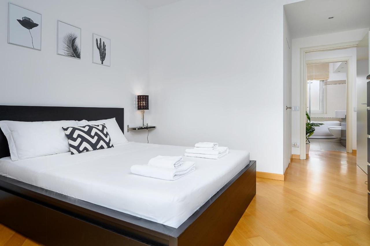 Stylish condo with jacuzzi garibaldi sempione 85m2 Milano Esterno foto