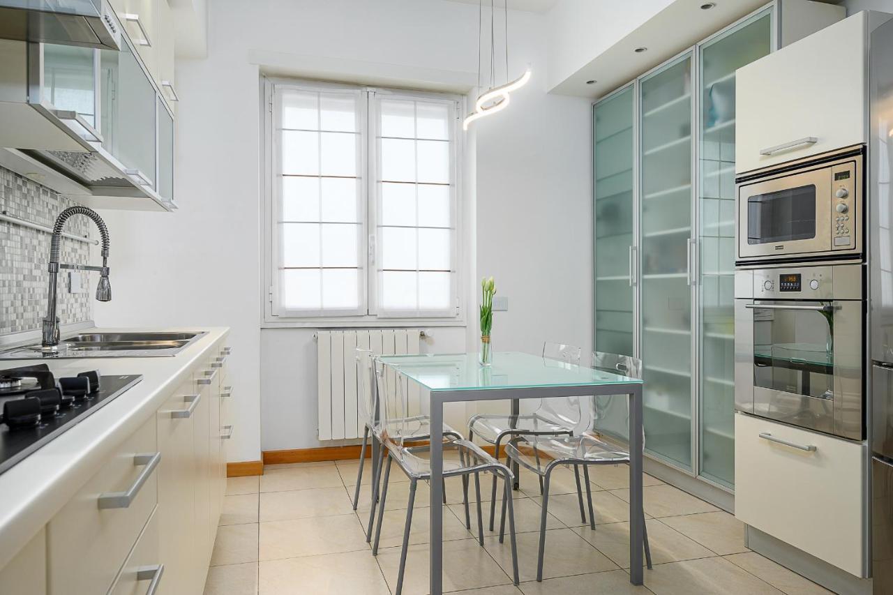Stylish condo with jacuzzi garibaldi sempione 85m2 Milano Esterno foto