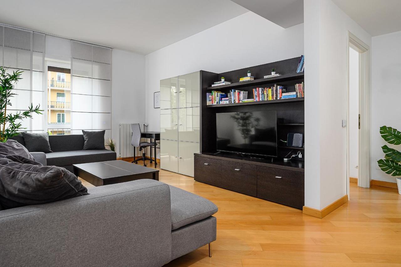 Stylish condo with jacuzzi garibaldi sempione 85m2 Milano Esterno foto